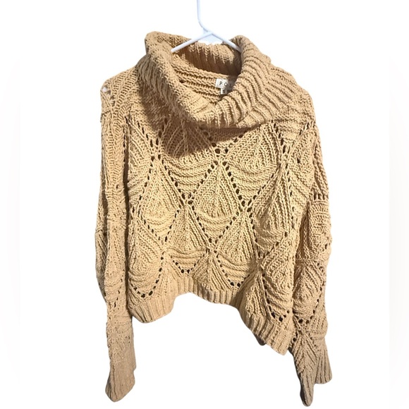 POL Camel Cropped Eyelet Cutout Turtle Neck Sweater - Picture 2 of 5